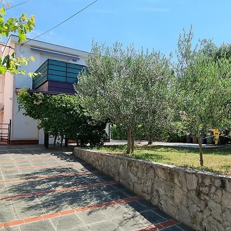 Apartmani Karla Baška Quarto foto