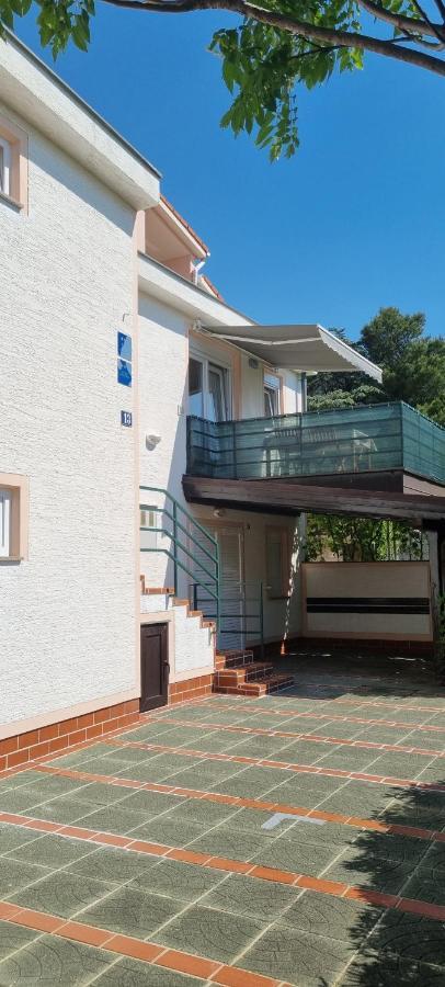 Apartmani Karla Baška Exterior foto