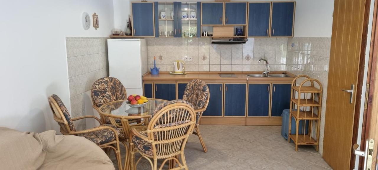 Apartmani Karla Baška Exterior foto