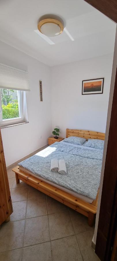 Apartmani Karla Baška Exterior foto