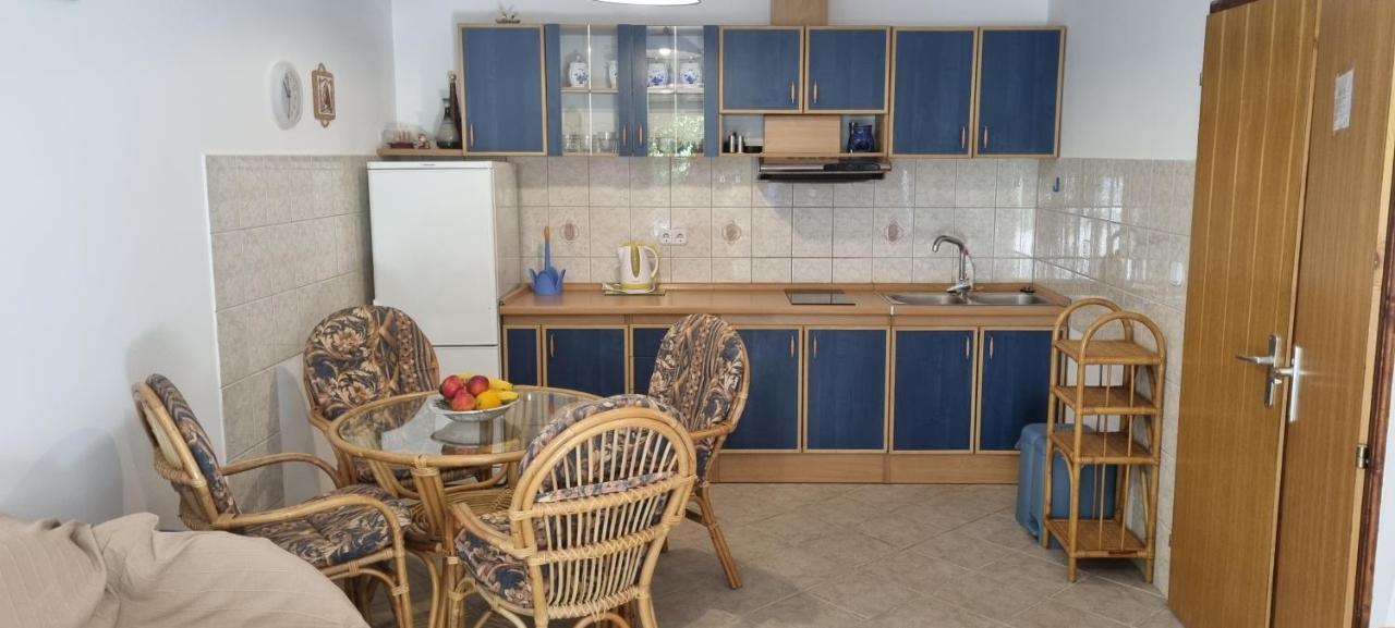 Apartmani Karla Baška Exterior foto